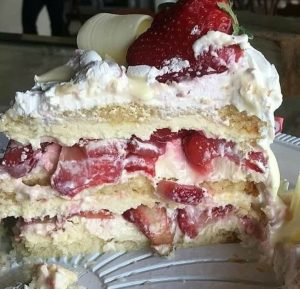 Bánh sinh nhật dễ thương